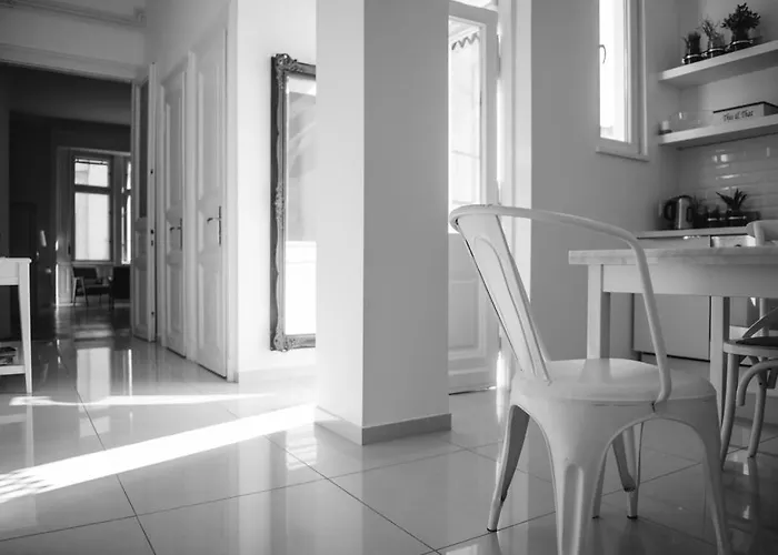 Apartman Jettsetter Luxury By Andrassy Ave & Opera *